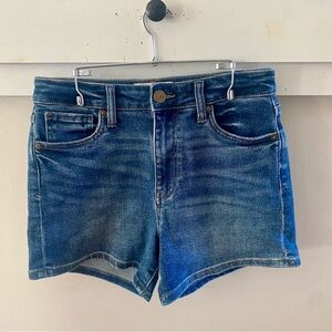 Evereve The Ever Short High Rise 7” Blue Denim Size 26